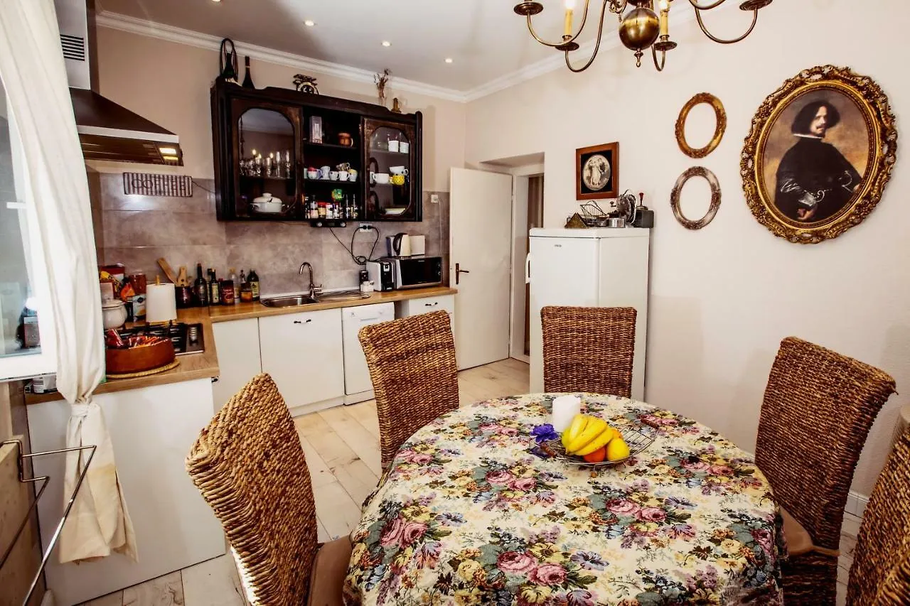 Villa Residence Burgus-Antium Trogir 0*,  Croatia